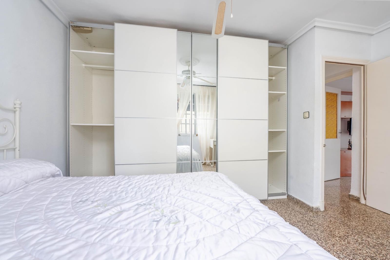 3 bedroom Flat for sale in Seville city - € 155,000 (Ref: 9367675)