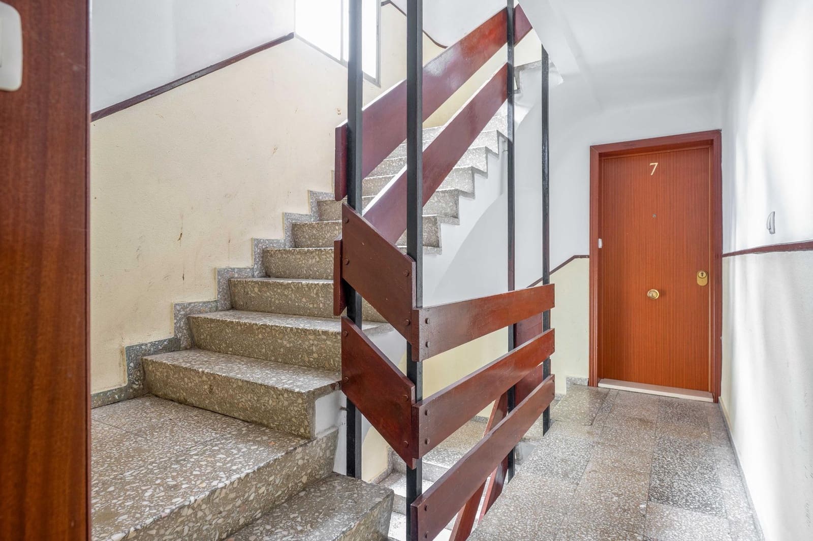 3 bedroom Flat for sale in Seville city - € 155,000 (Ref: 9367675)