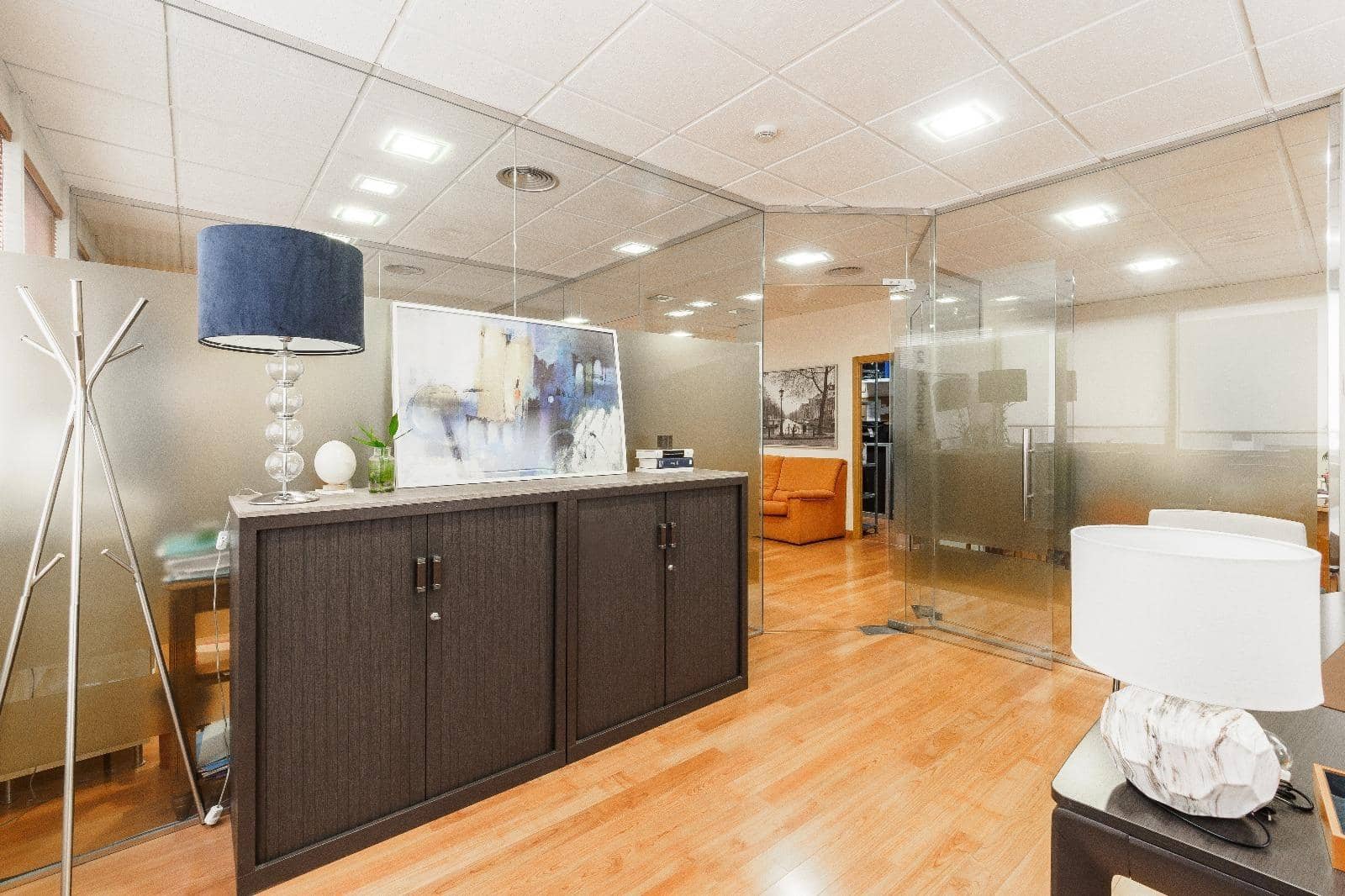 Kontor til leje i Sevilla by med garage - € 1.300 (Ref: 9367677)