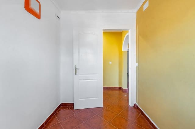 3 soverom Villa til salgs i Carmona med svømmebasseng - € 150 000 (Ref: 9367679)