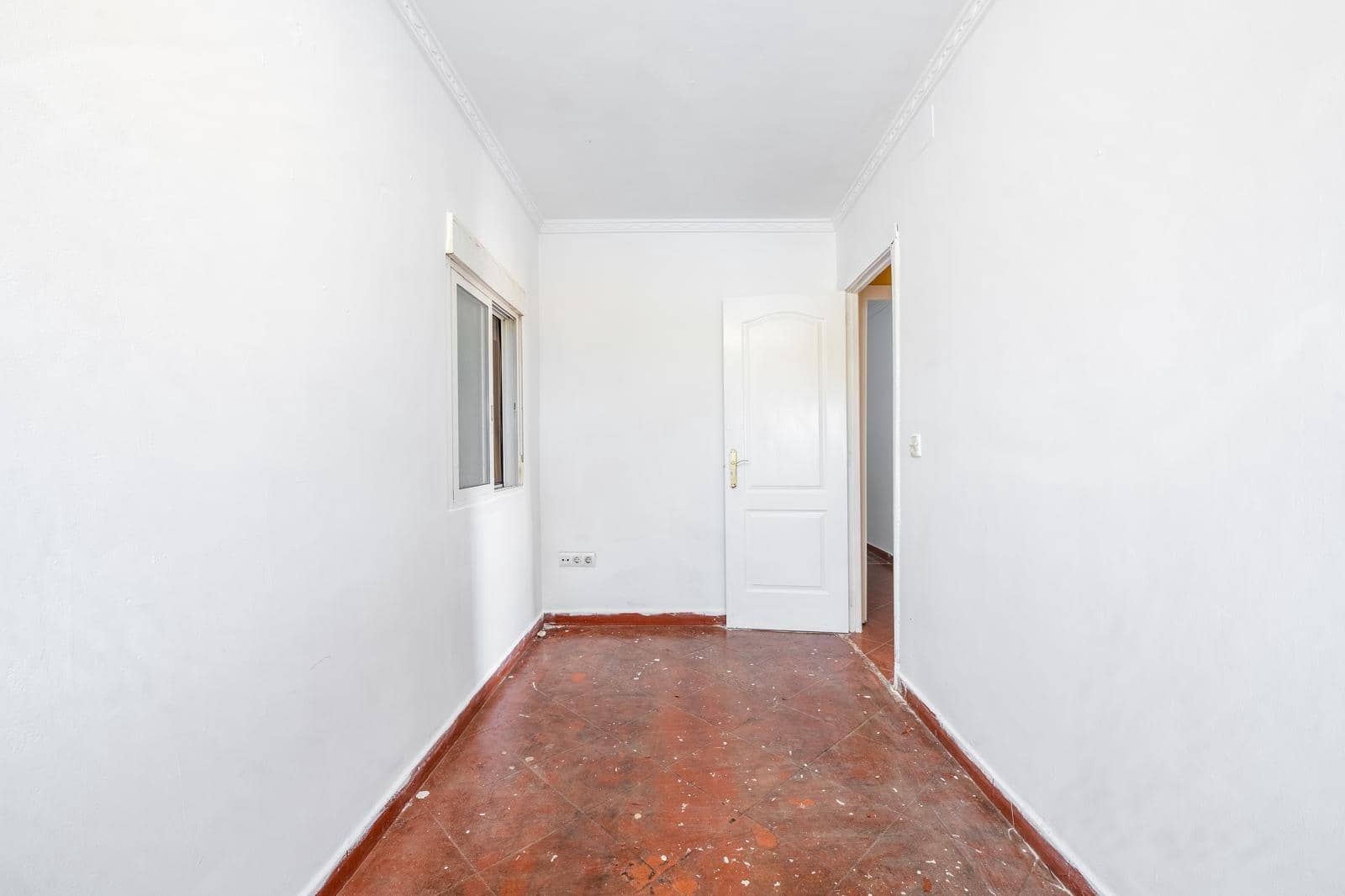 3 sypialnia Willa na sprzedaż w Carmona z basenem - 150 000 € (Ref: 9367679)