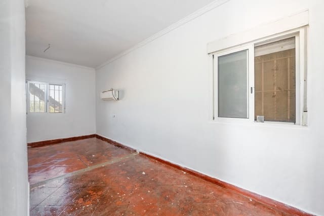 3 sypialnia Willa na sprzedaż w Carmona z basenem - 150 000 € (Ref: 9367679)