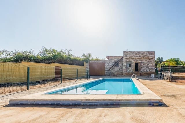 3 bedroom Villa for sale in Carmona with pool - € 150,000 (Ref: 9367679)