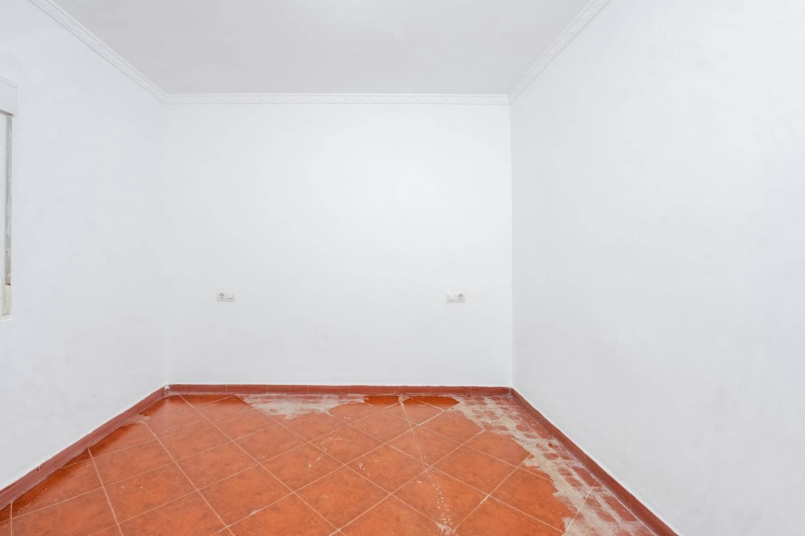 3 sovrum Villa till salu i Carmona med pool - 150 000 € (Ref: 9367679)