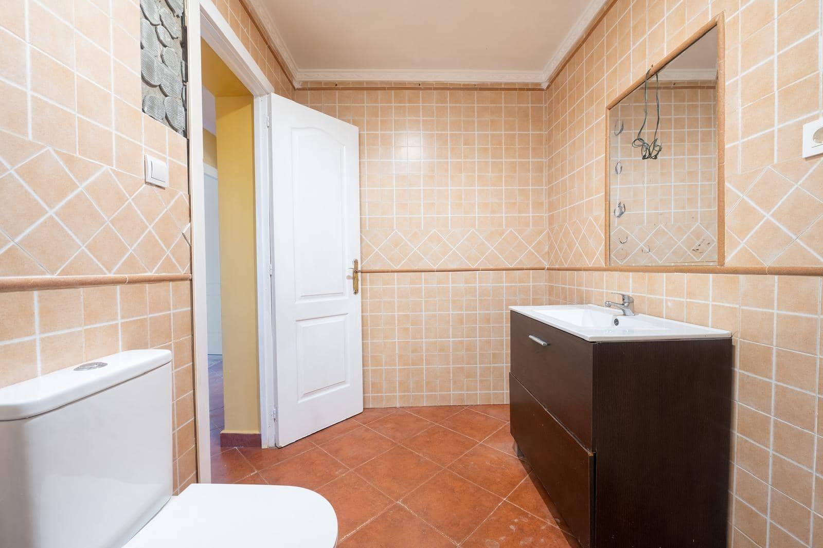 3 sovrum Villa till salu i Carmona med pool - 150 000 € (Ref: 9367679)