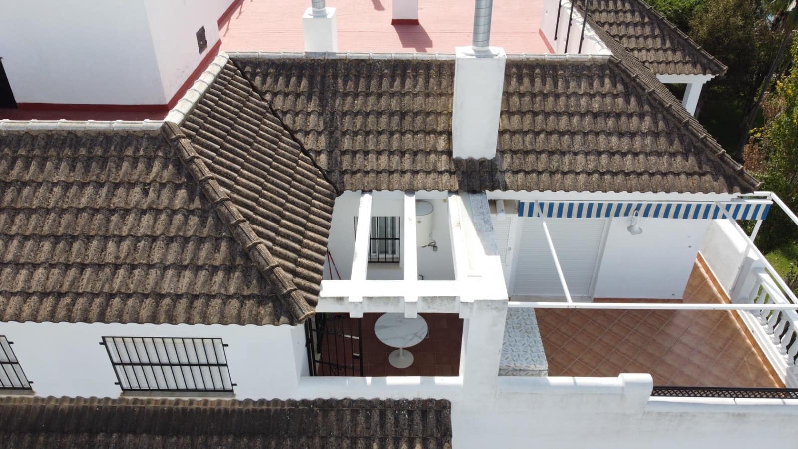 2 bedroom Penthouse for sale in El Portil with pool - € 195,000 (Ref: 9367680)