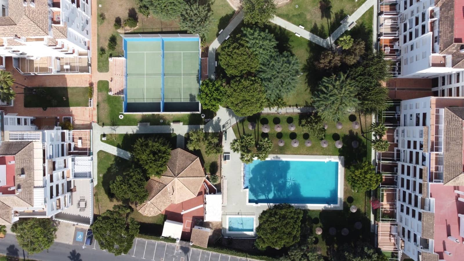 2 bedroom Penthouse for sale in El Portil with pool - € 195,000 (Ref: 9367680)