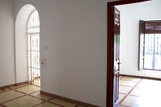 6 chambre Maison de Ville à vendre à Aznalcázar - 350 000 € (Ref: 9367682)