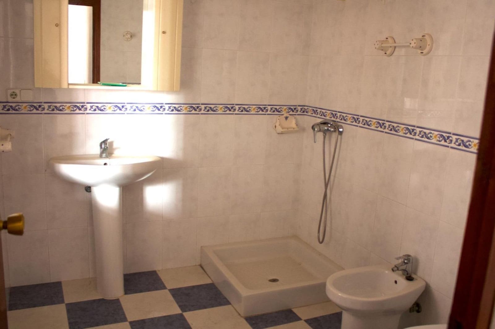 6 chambre Maison de Ville à vendre à Aznalcazar - 350 000 € (Ref: 9367682)