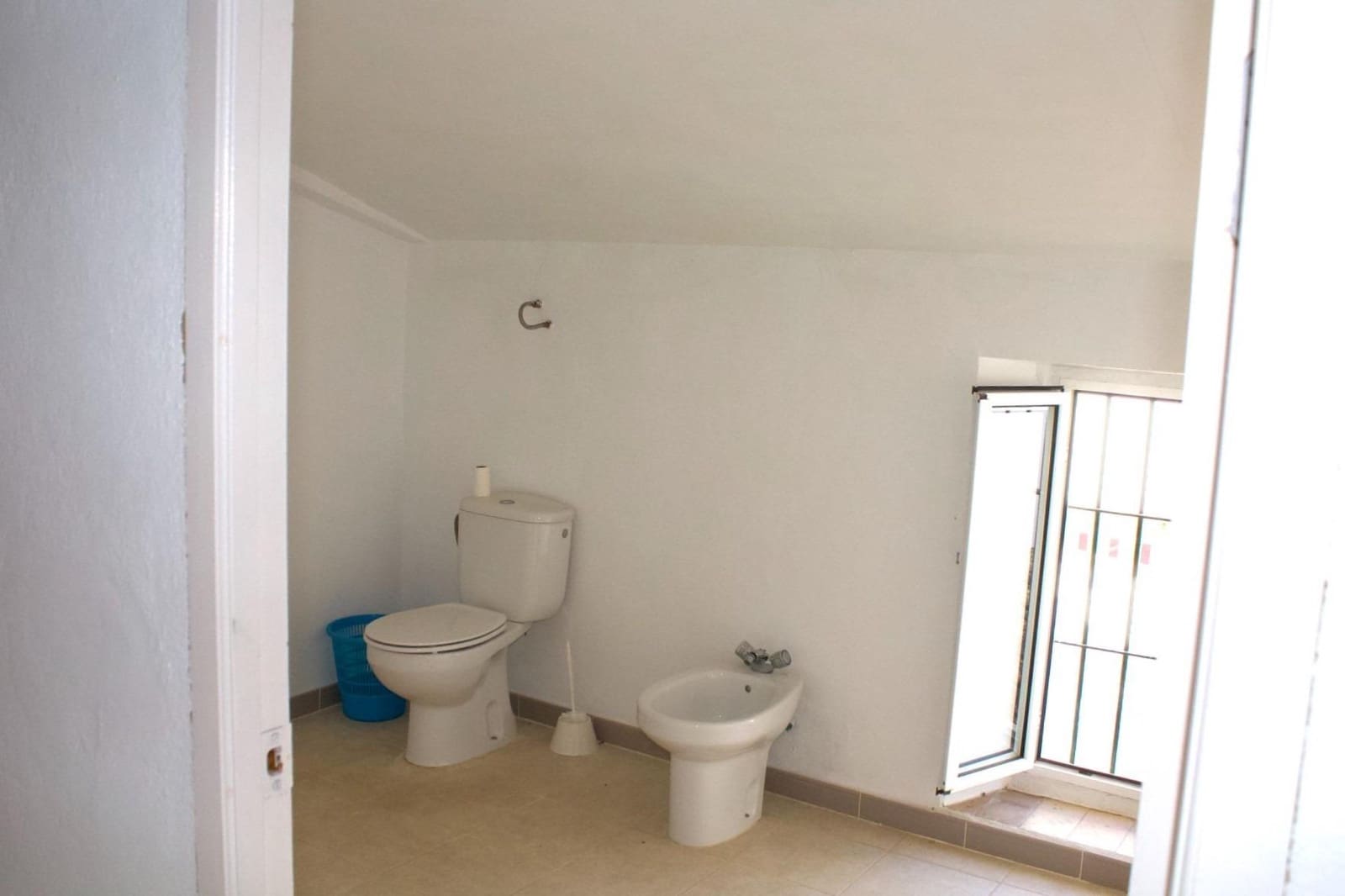 6 chambre Maison de Ville à vendre à Aznalcazar - 350 000 € (Ref: 9367682)