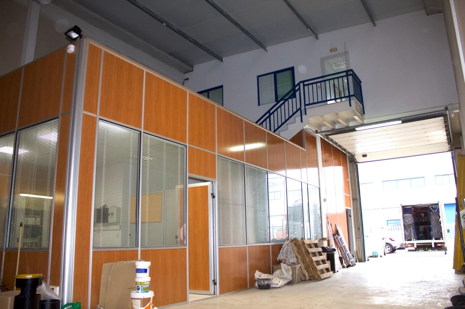 Firma/Unternehmen zu verkaufen in Camas - 255.900 € (Ref: 9374385)