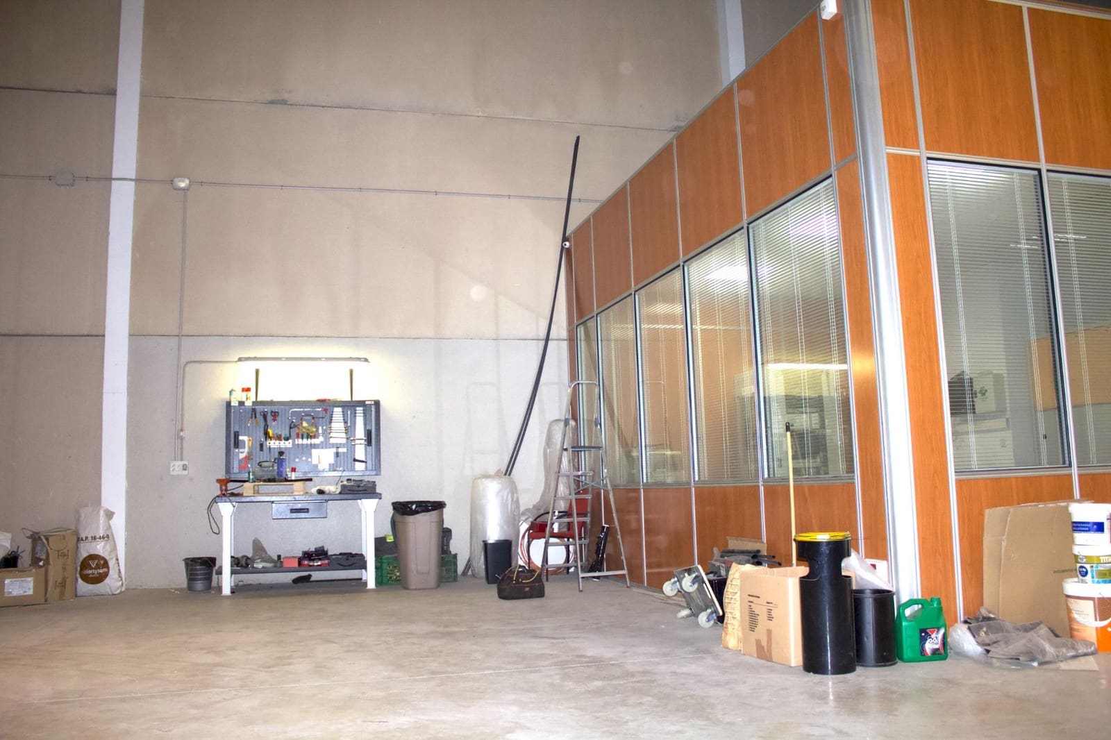 Entreprise à vendre à Camas - 255 900 € (Ref: 9374385)