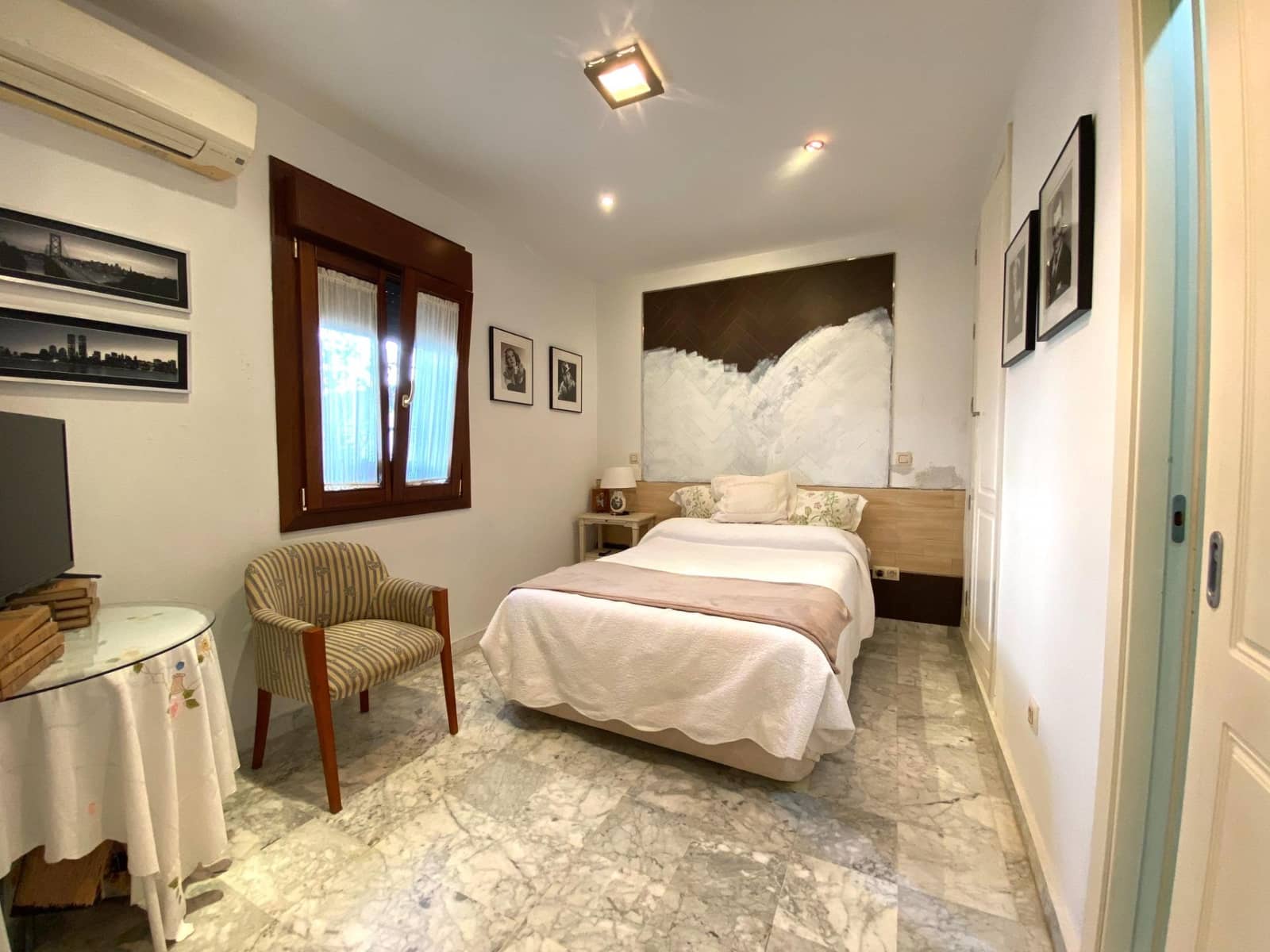 5 bedroom Townhouse for sale in Camas - € 315,000 (Ref: 9374386)