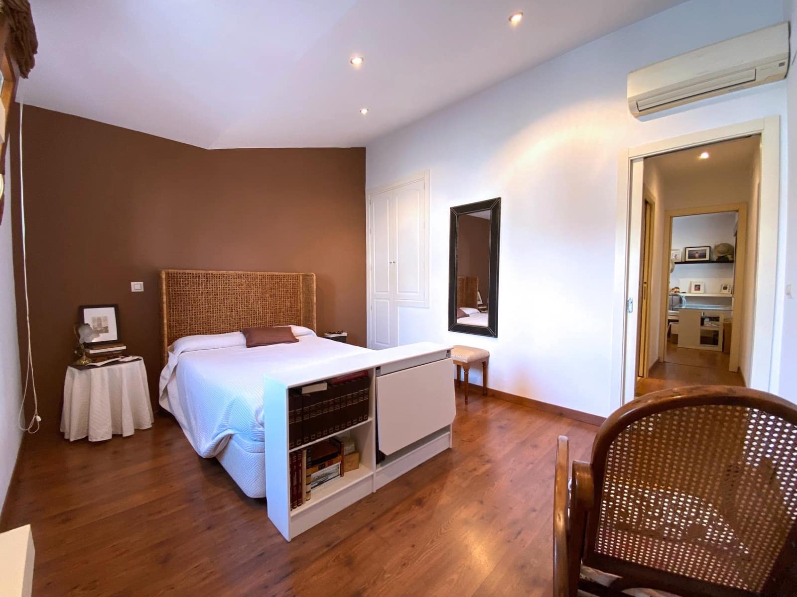 5 bedroom Townhouse for sale in Camas - € 295,000 (Ref: 9374386)