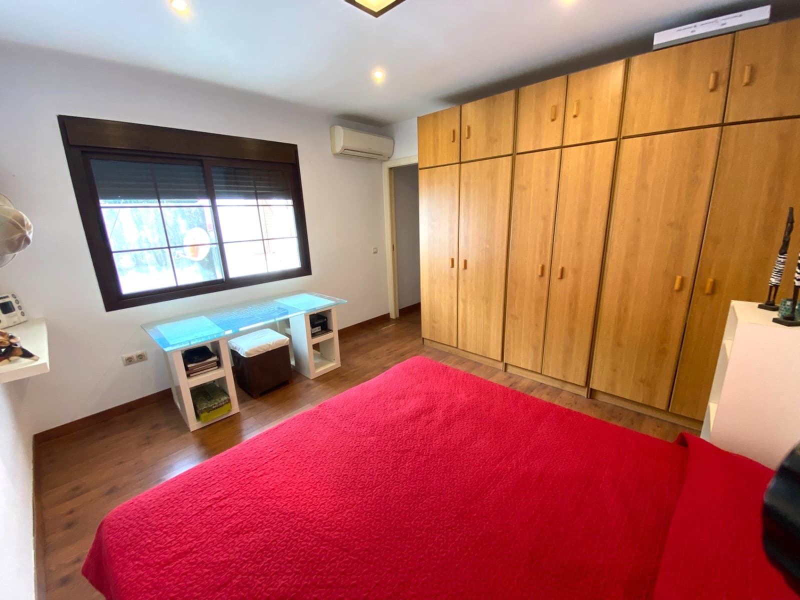 5 bedroom Townhouse for sale in Camas - € 295,000 (Ref: 9374386)