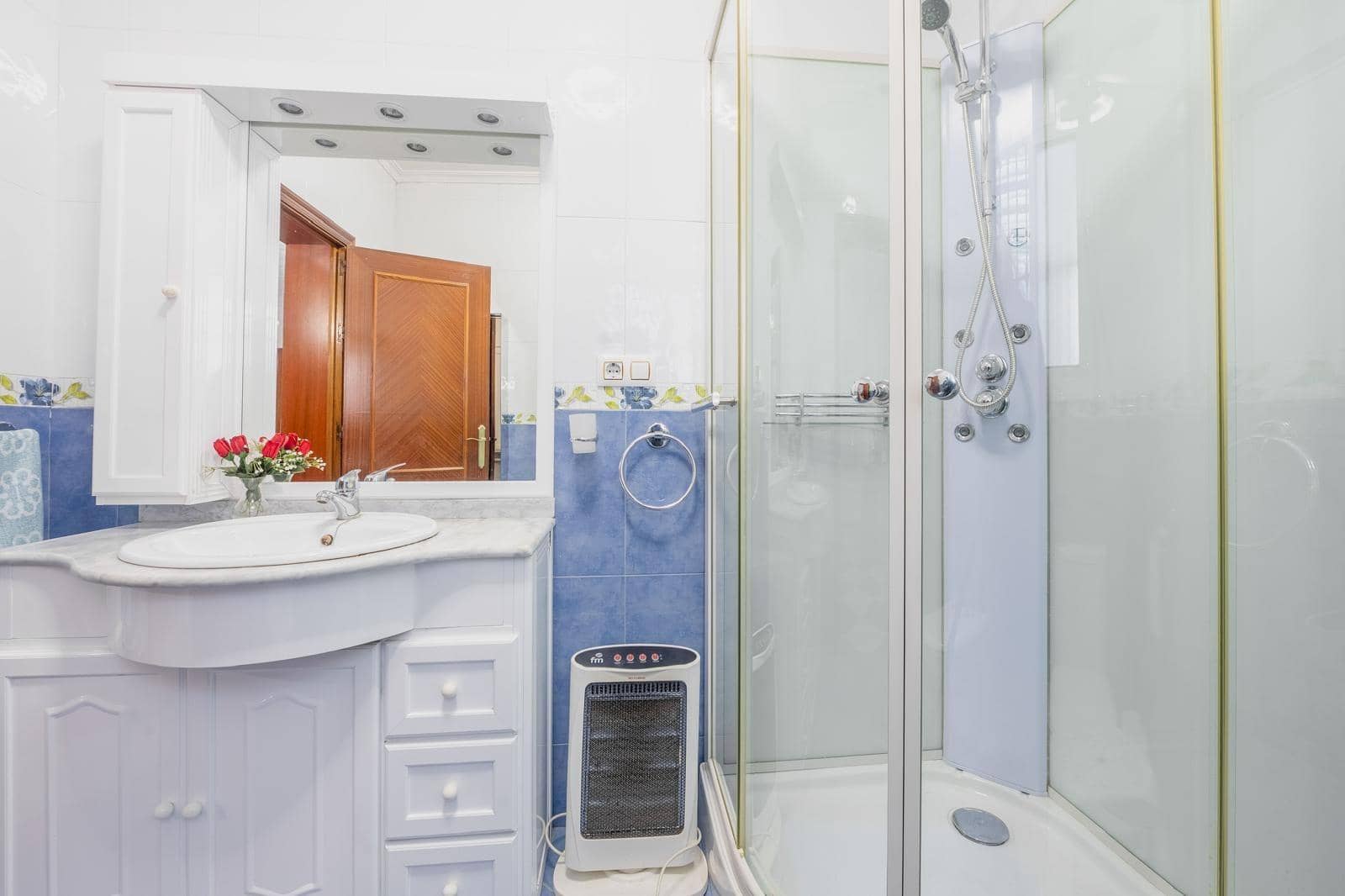 3 soverom Leilighet til salgs i Sevilla by - € 165 000 (Ref: 9379147)