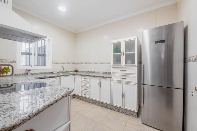 3 soverom Leilighet til salgs i Sevilla by - € 165 000 (Ref: 9379147)