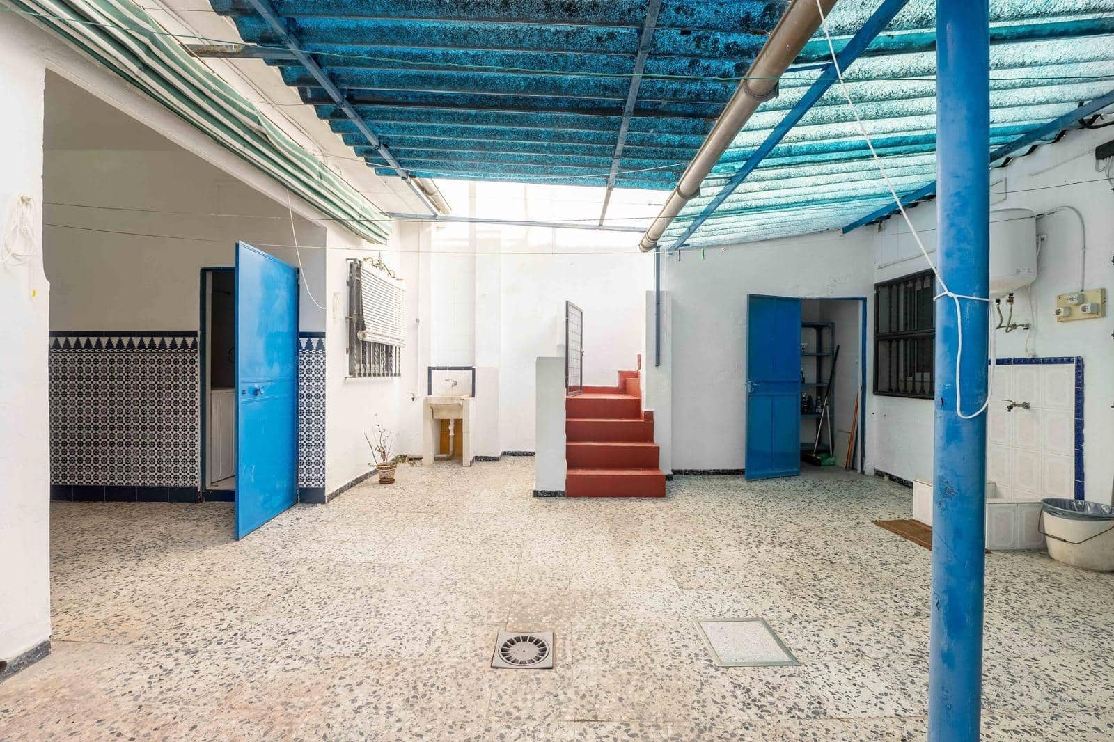 3 bedroom Flat for sale in Seville city - € 165,000 (Ref: 9379147)