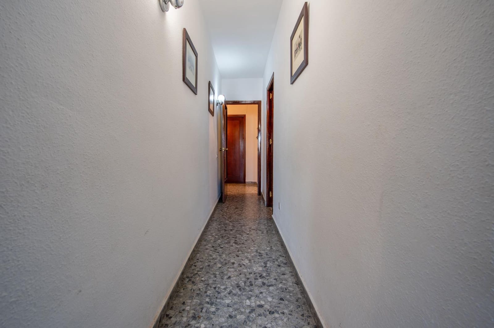 Piso de 4 habitaciones en Sevilla ciudad en venta con garaje - 510.000 € (Ref: 9383054)