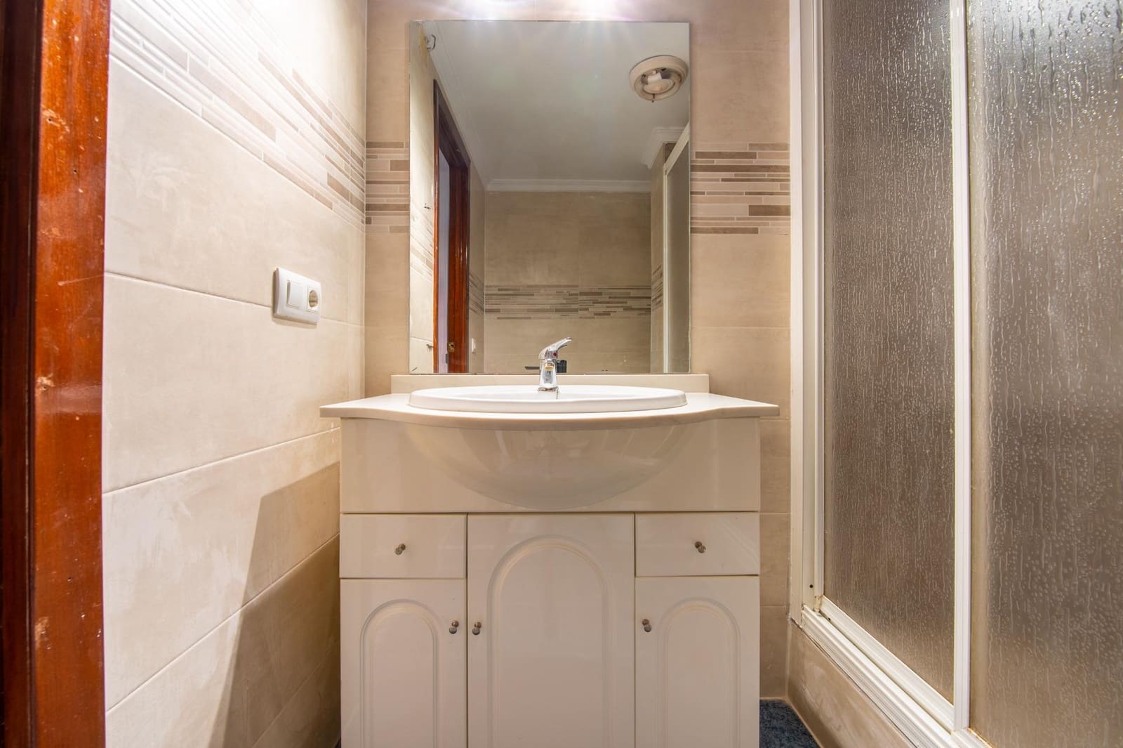 4 bedroom Flat for sale in Seville city with garage - € 480,000 (Ref: 9383054)