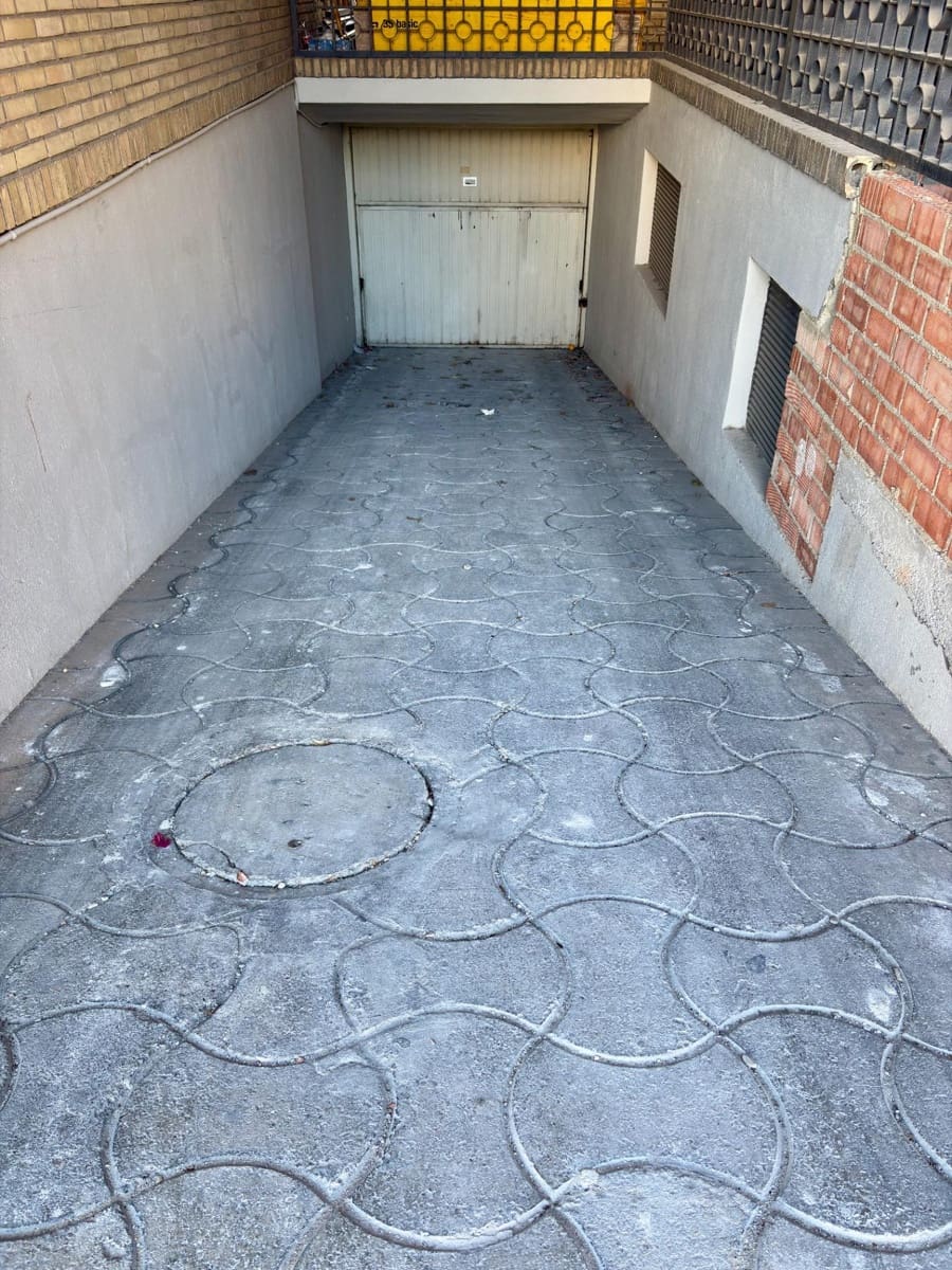 4 Zimmer Wohnung zu verkaufen in Sevilla Stadt mit Garage - 480.000 € (Ref: 9383054)