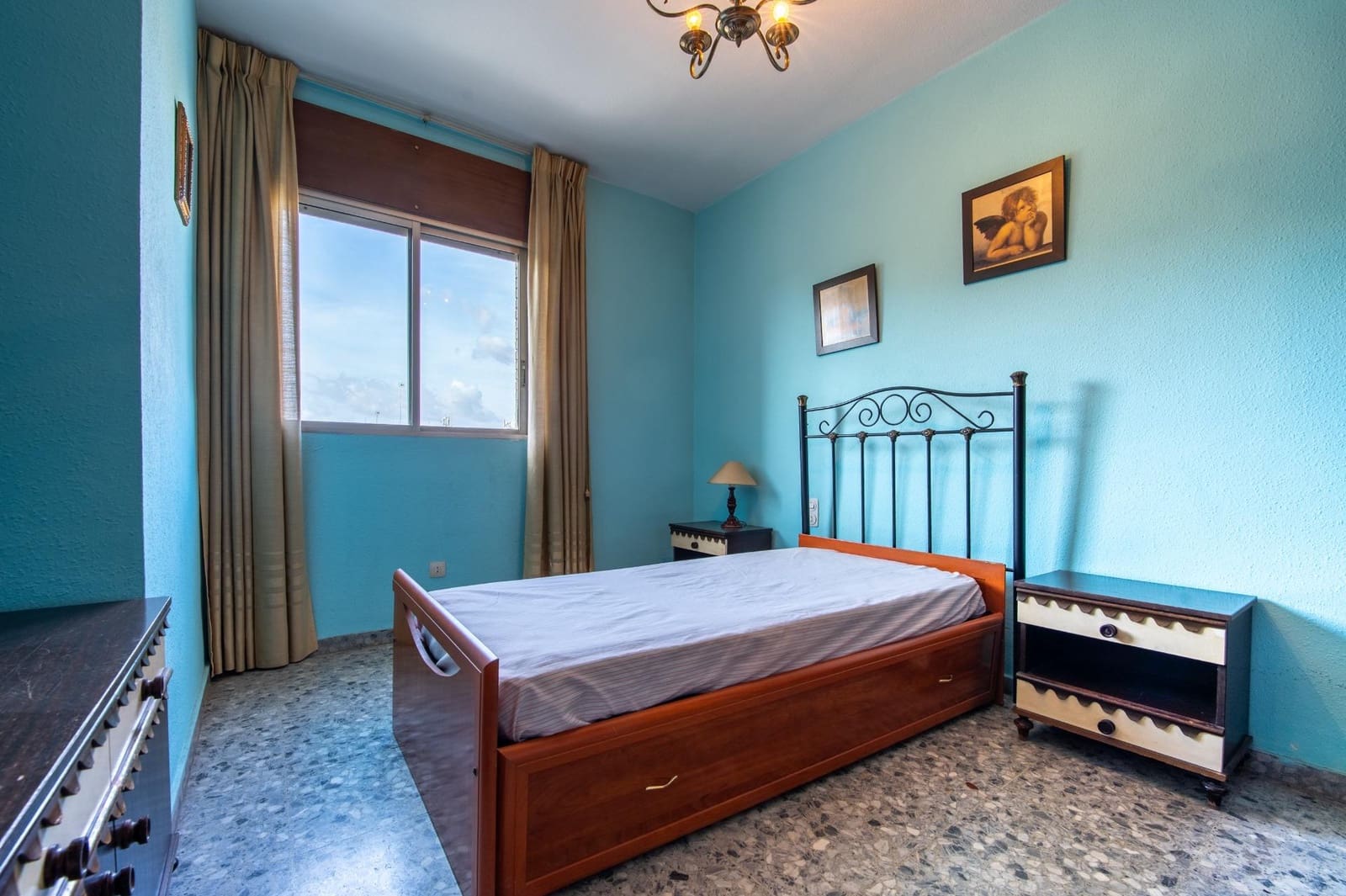 4 Zimmer Wohnung zu verkaufen in Sevilla Stadt mit Garage - 480.000 € (Ref: 9383054)