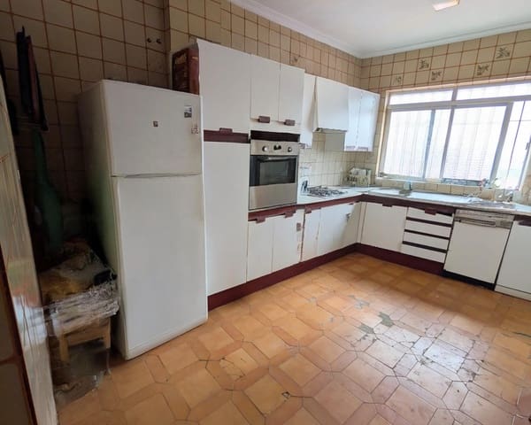 3 makuuhuone Asunto myytävänä paikassa Sevilla kaupunki - 410 000 € (Ref: 9388020)