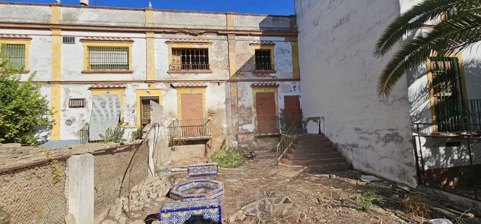 Terraced Villa for sale in La Algaba - € 135,000 (Ref: 9391003)