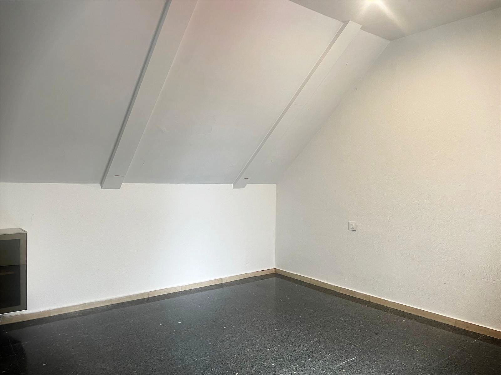 2 makuuhuone Huoneisto vuokrattavana paikassa Sevilla kaupunki - 1 200 € (Ref: 9391004)