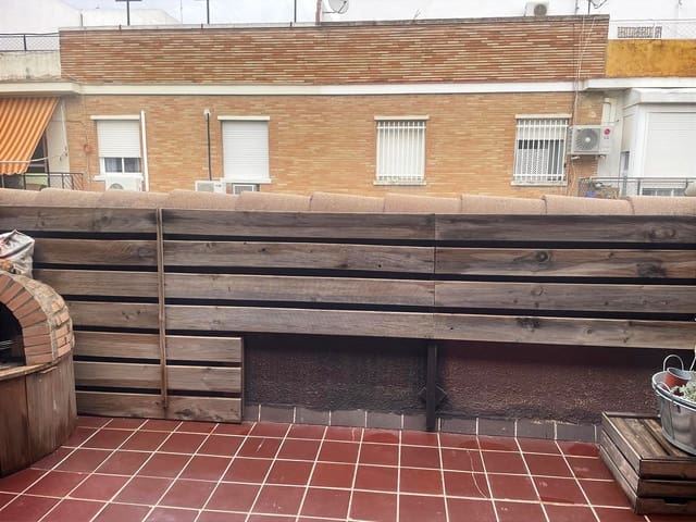 2 soverom Leilighet til leie i Sevilla by - € 1 200 (Ref: 9391004)