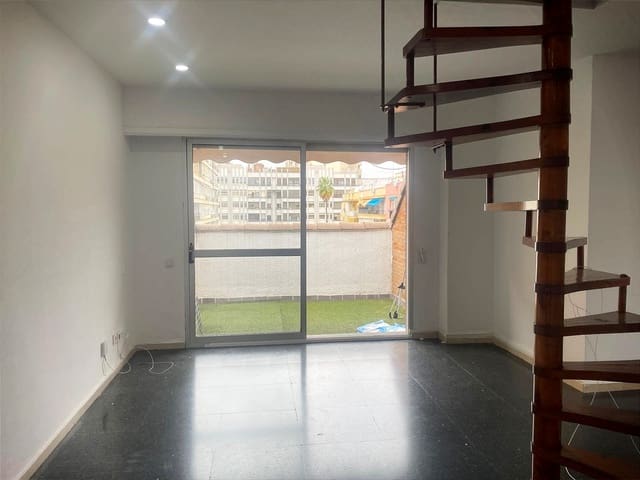 2 slaapkamer Appartement te huur in Sevilla stad - € 1.200 (Ref: 9391004)