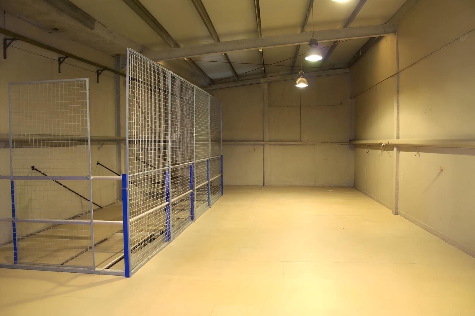 Bedrijf te koop in Alcala de Guadaira - € 282.000 (Ref: 9391005)