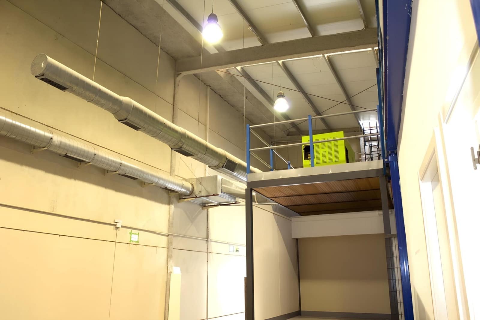 Bedrijf te koop in Alcala de Guadaira - € 282.000 (Ref: 9391005)