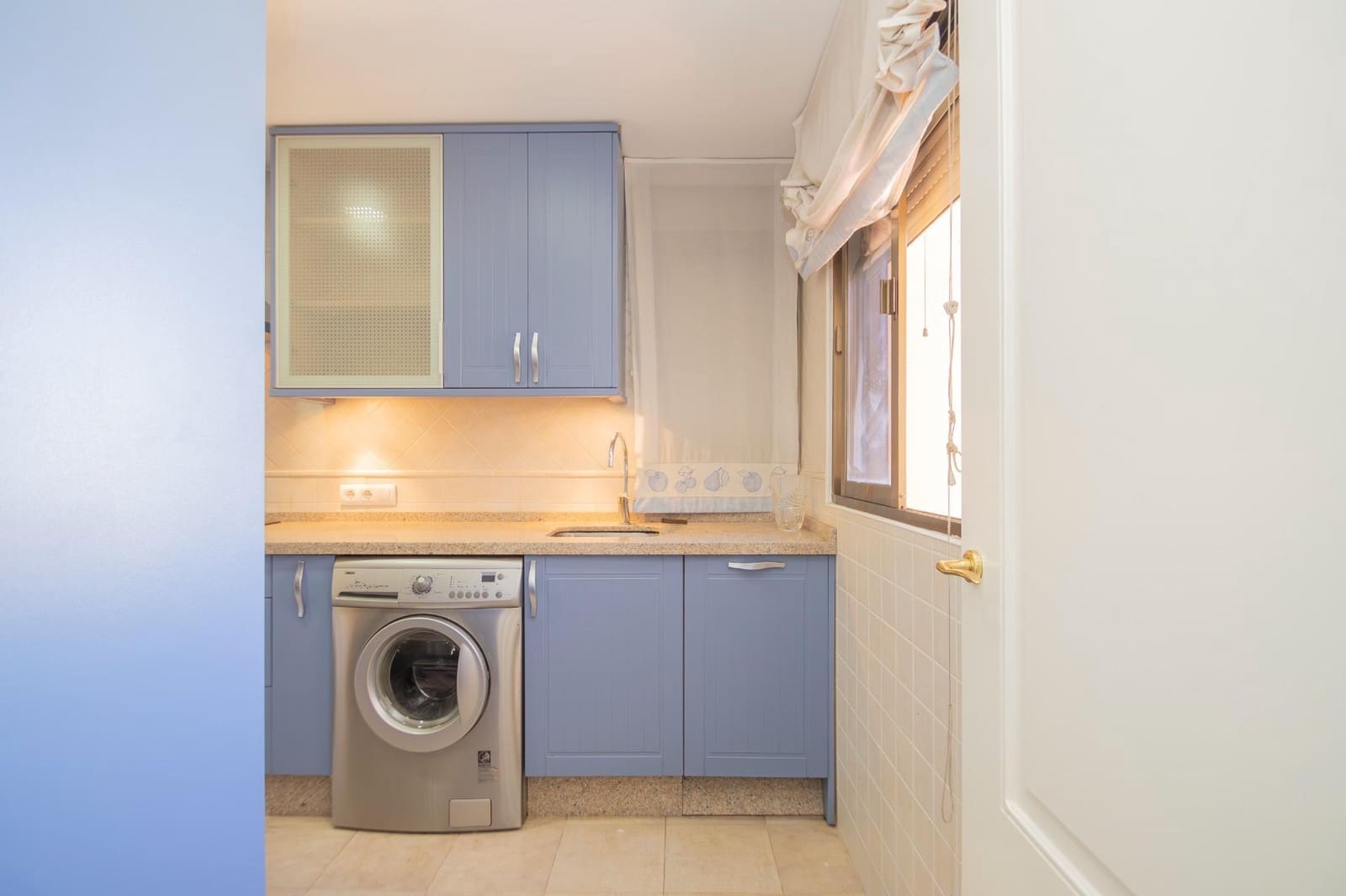 3 bedroom Flat for sale in Seville city - € 210,000 (Ref: 9391006)