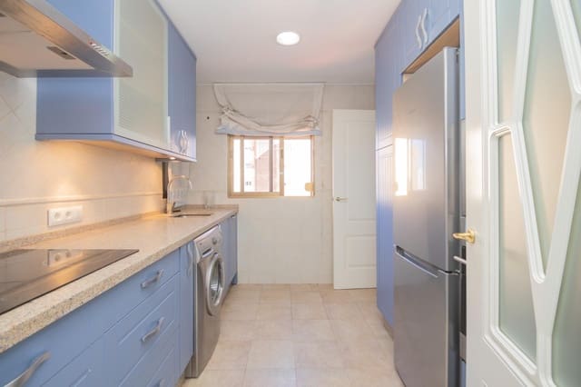 3 makuuhuone Asunto myytävänä paikassa Sevilla kaupunki - 210 000 € (Ref: 9391006)