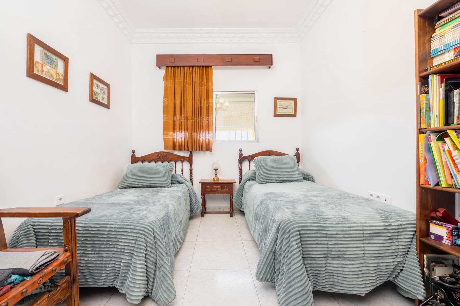 5 sypialnia Dom szeregowy na sprzedaż w Brenes - 300 000 € (Ref: 9396111)