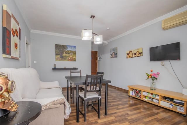 3 makuuhuone Asunto myytävänä paikassa Sevilla kaupunki - 160 000 € (Ref: 9396112)