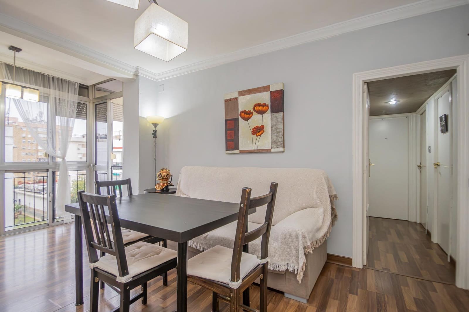 3 sovrum Lägenhet till salu i Sevilla stad - 160 000 € (Ref: 9396112)