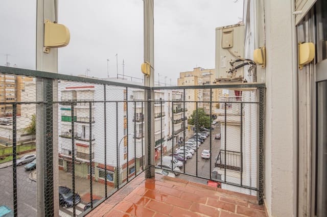 3 soveværelse Lejlighed til salg i Sevilla by - € 160.000 (Ref: 9396112)