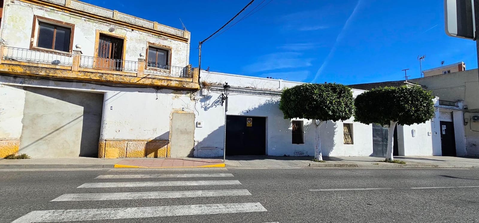 Terraced Villa for sale in La Algaba - € 250,000 (Ref: 9396113)
