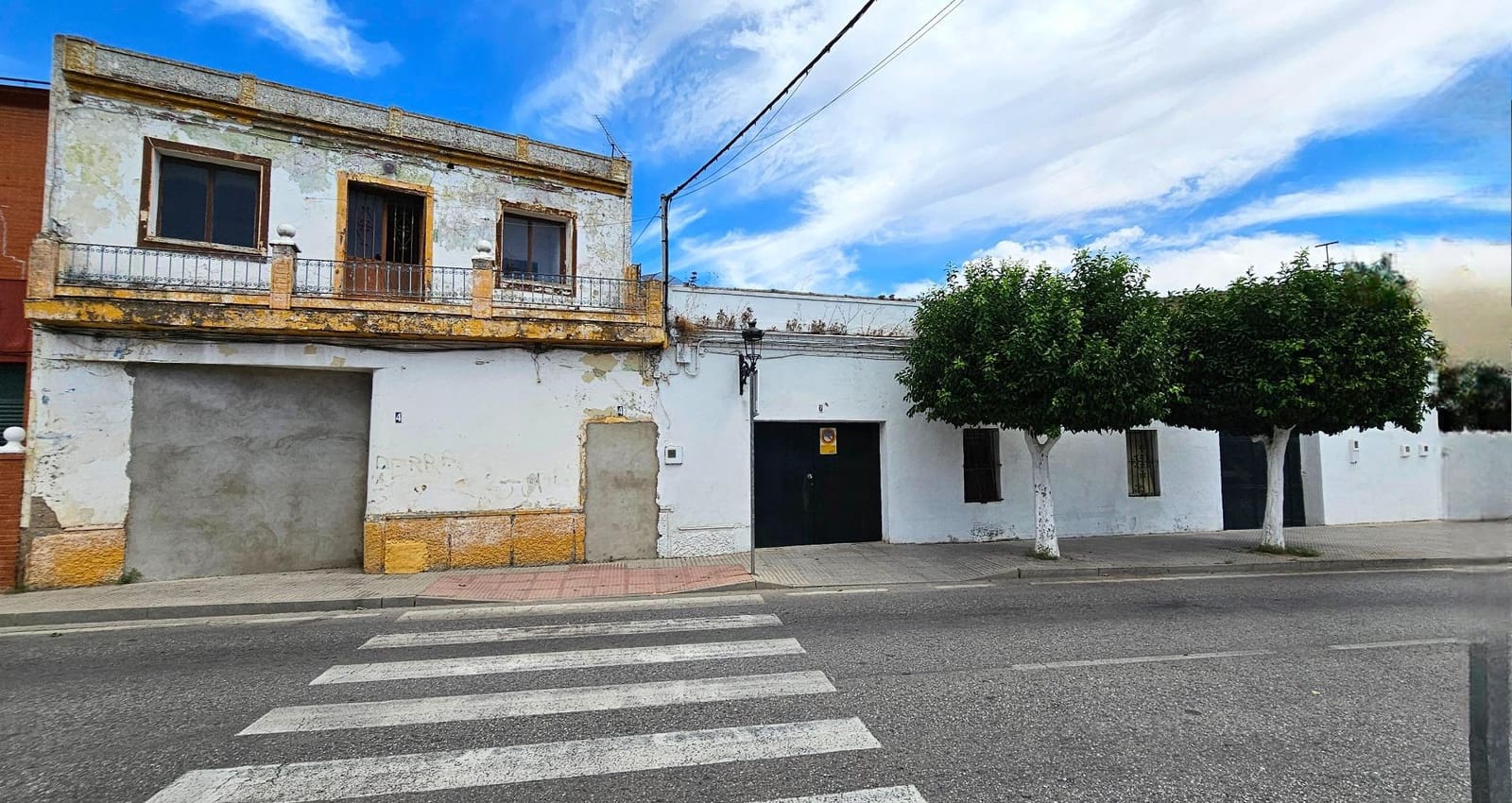 Moradia em Banda para venda em La Algaba - 250 000 € (Ref: 9396113)