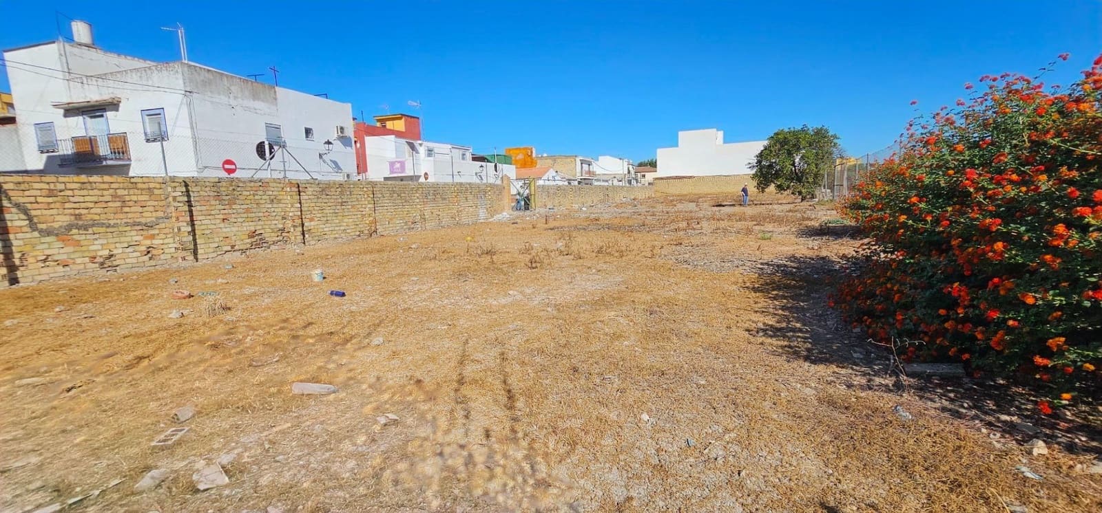 Solar/Parcela en La Algaba en venta - 300.000 € (Ref: 9398594)
