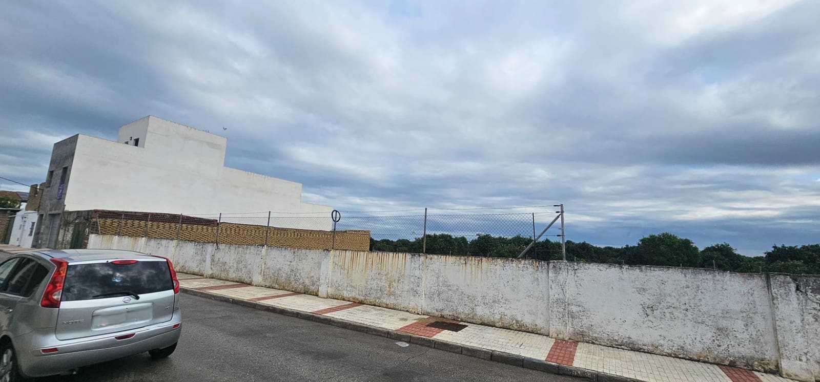 Building Plot for sale in La Algaba - € 250,000 (Ref: 9398594)