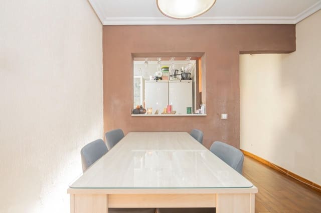 Piso de 3 habitaciones en Sevilla ciudad en venta - 195.000 € (Ref: 9401272)