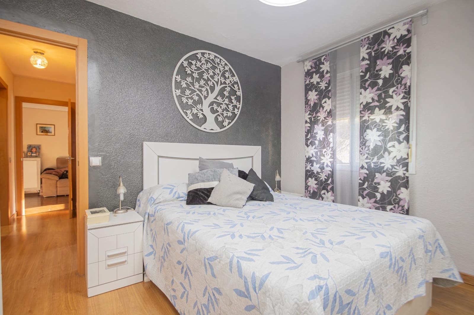 3 makuuhuone Asunto myytävänä paikassa Sevilla kaupunki - 195 000 € (Ref: 9401272)