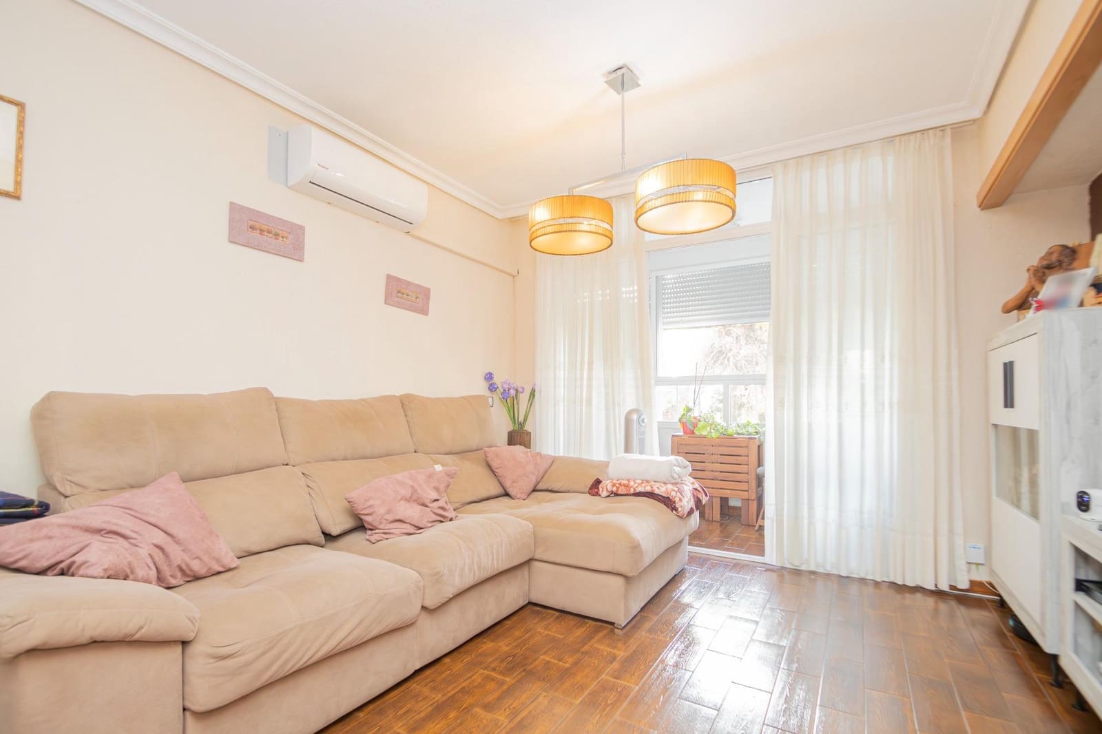 3 bedroom Flat for sale in Seville city - € 195,000 (Ref: 9401272)