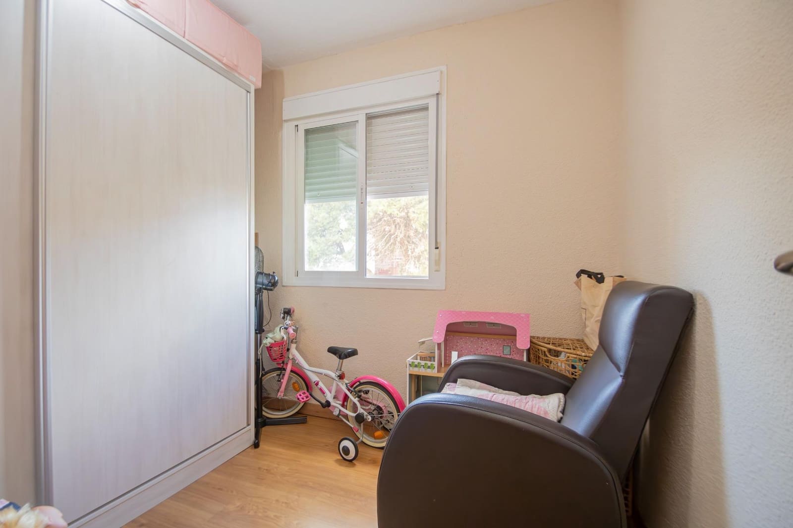 3 bedroom Flat for sale in Seville city - € 195,000 (Ref: 9401272)