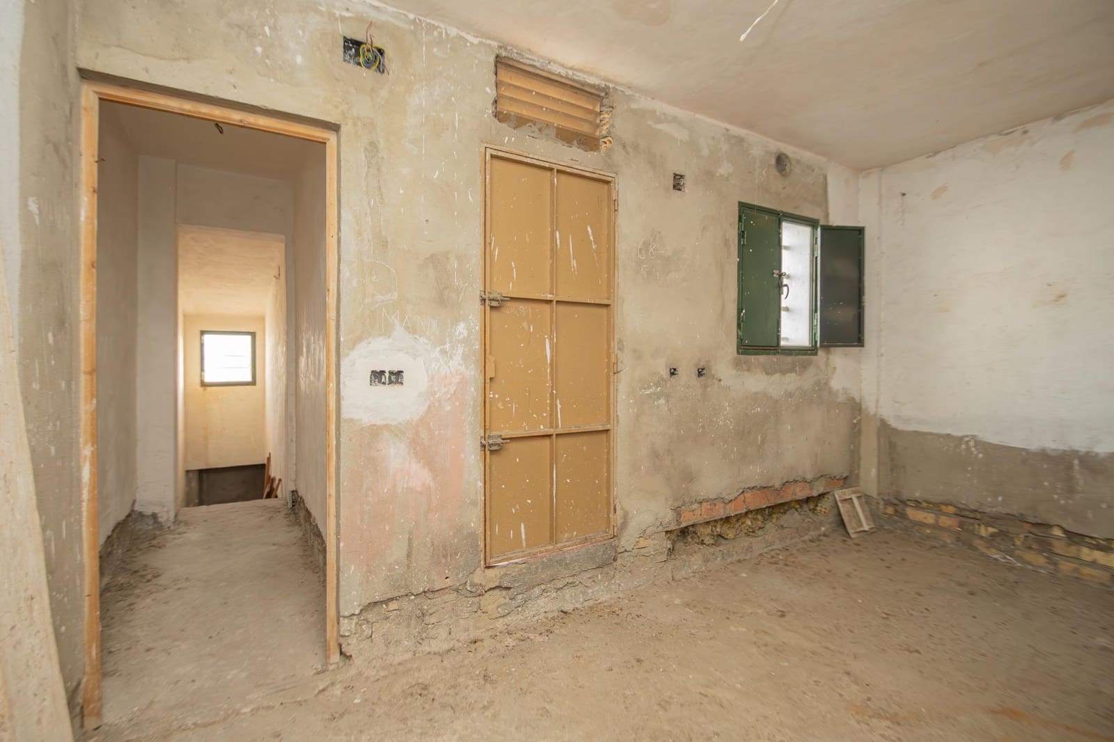 3 sovrum Radhus till salu i Sevilla stad med garage - 125 000 € (Ref: 9406731)