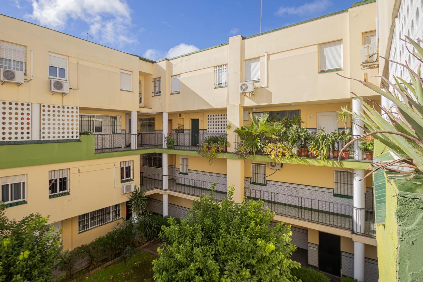 3 makuuhuone Huoneisto myytävänä paikassa Sevilla kaupunki - 220 000 € (Ref: 9406732)