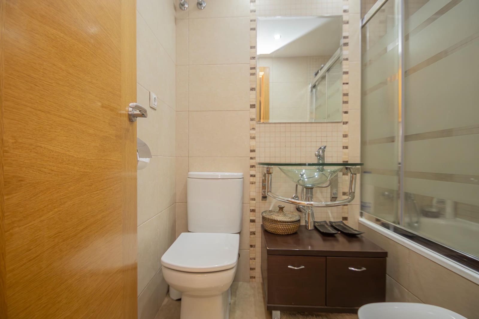 3 makuuhuone Huoneisto myytävänä paikassa Sevilla kaupunki - 220 000 € (Ref: 9406732)